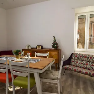Giu Al Centro Nocleg ze śniadaniem Neapol