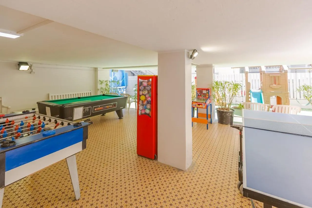 Hotel Bremen Rimini 3*,